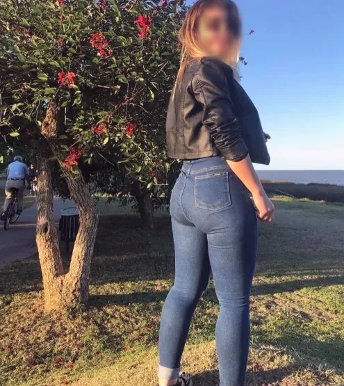 Ayse, 36