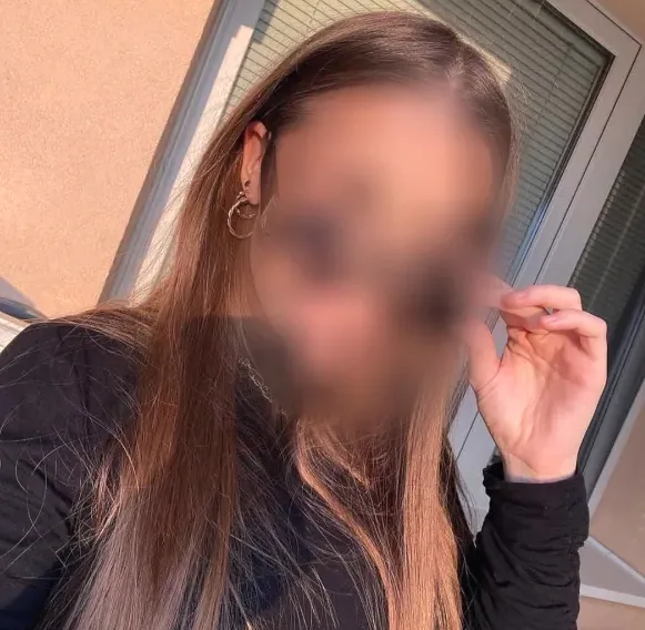Fabienne, 31