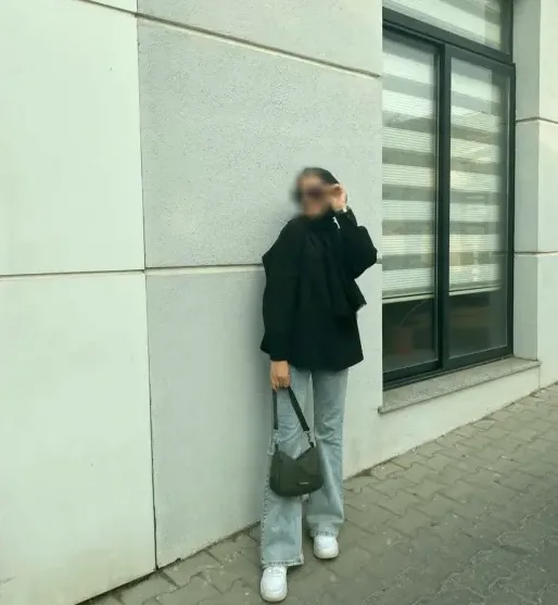 Helena, 26