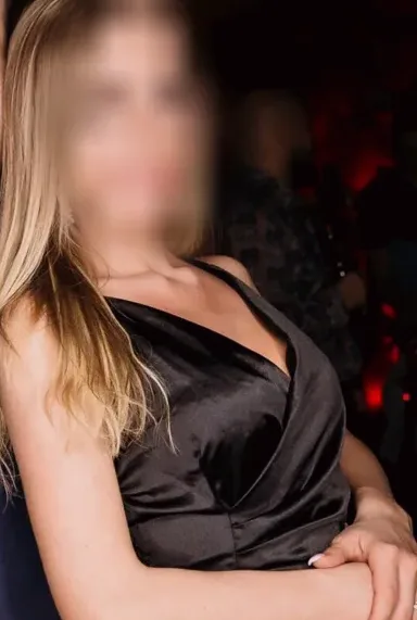Josephine, 35
