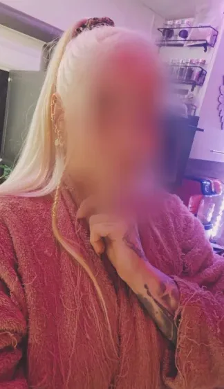 Linda, 34