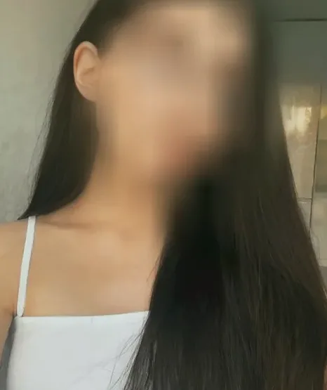 Lotta, 23