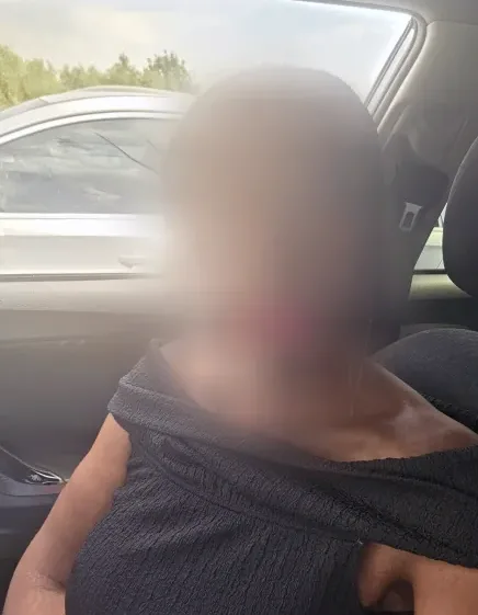 Luisa, 37