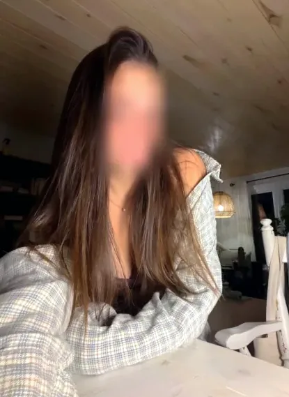 Maren, 22