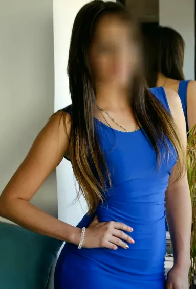 Nele, 35