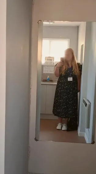 Pia, 18