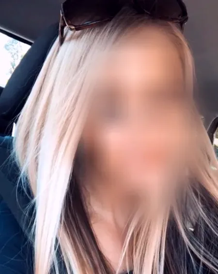 Tanja, 35